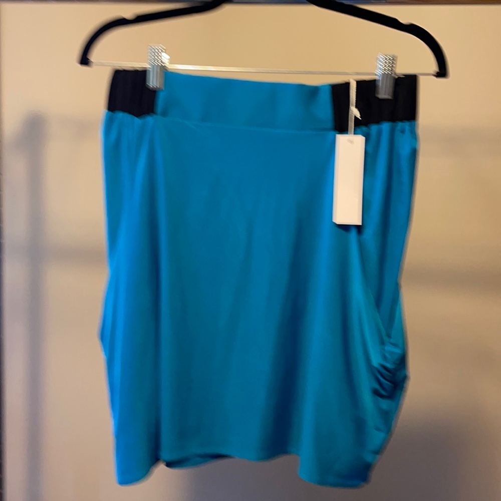 Tbags LA skirt. Perfect for a night out.
